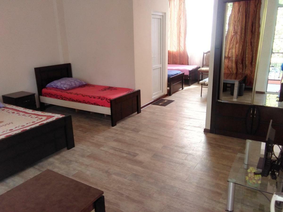 Hotel Str.Agmashenebeli 548 Kobuleti Exterior foto